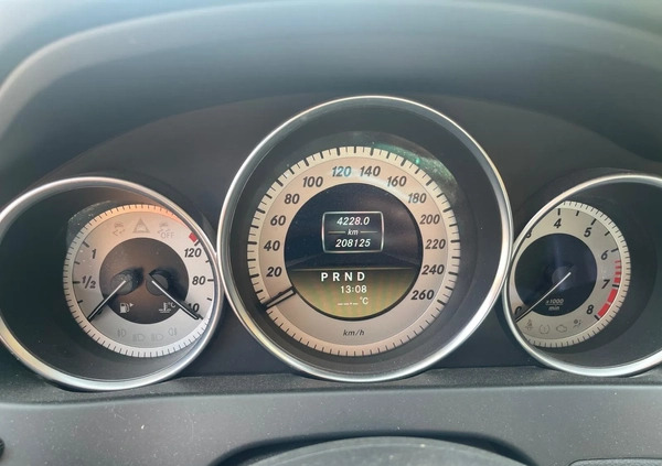 Mercedes-Benz Klasa C cena 11900 przebieg: 207000, rok produkcji 2011 z Kielce małe 16
